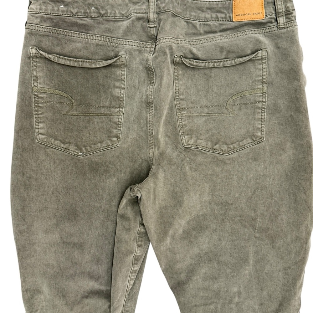 American Eagle Khaki Super High-Rise Jeggings - Picture 6 of 9